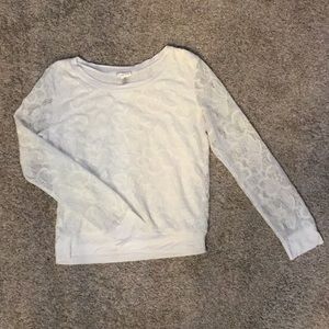 ⭐️4 for $15⭐️ Bozzolo long sleeve floral shirt